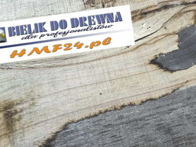 Bielik czyści i wybiela drewno